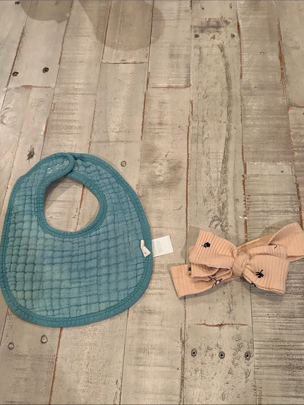 Carter’s 6 Piece Newborn Baby Girl Bundle